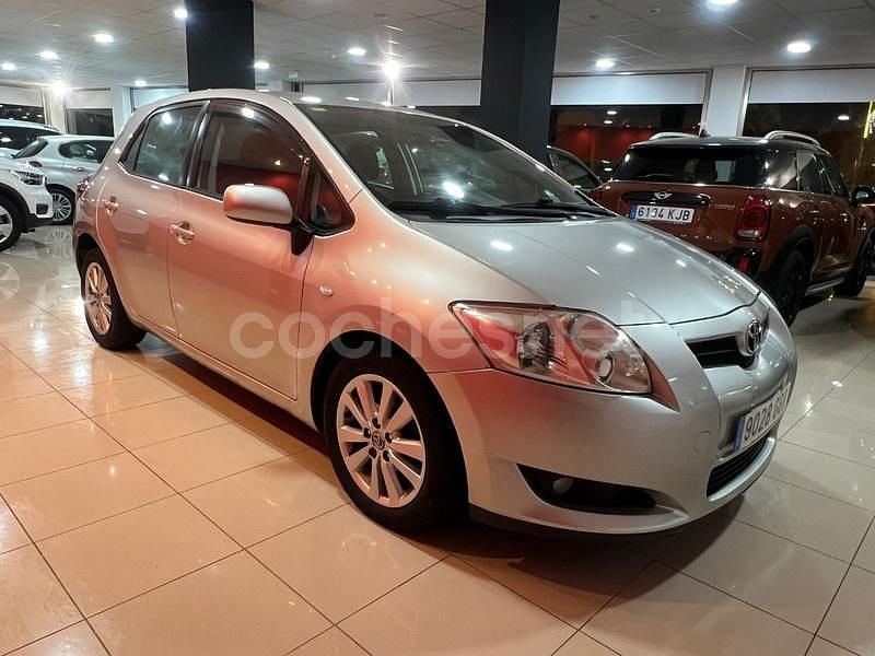 Usado Toyota Auris Sol 126 CV (92 kW) 2008 Gris / plata Berlina