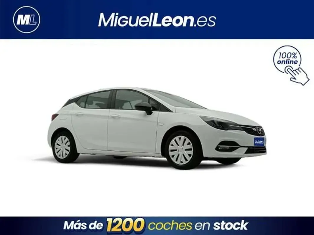 Begagnad Opel Astra Edition 110 HK (80 kW) 2022 Vit Halvkombi