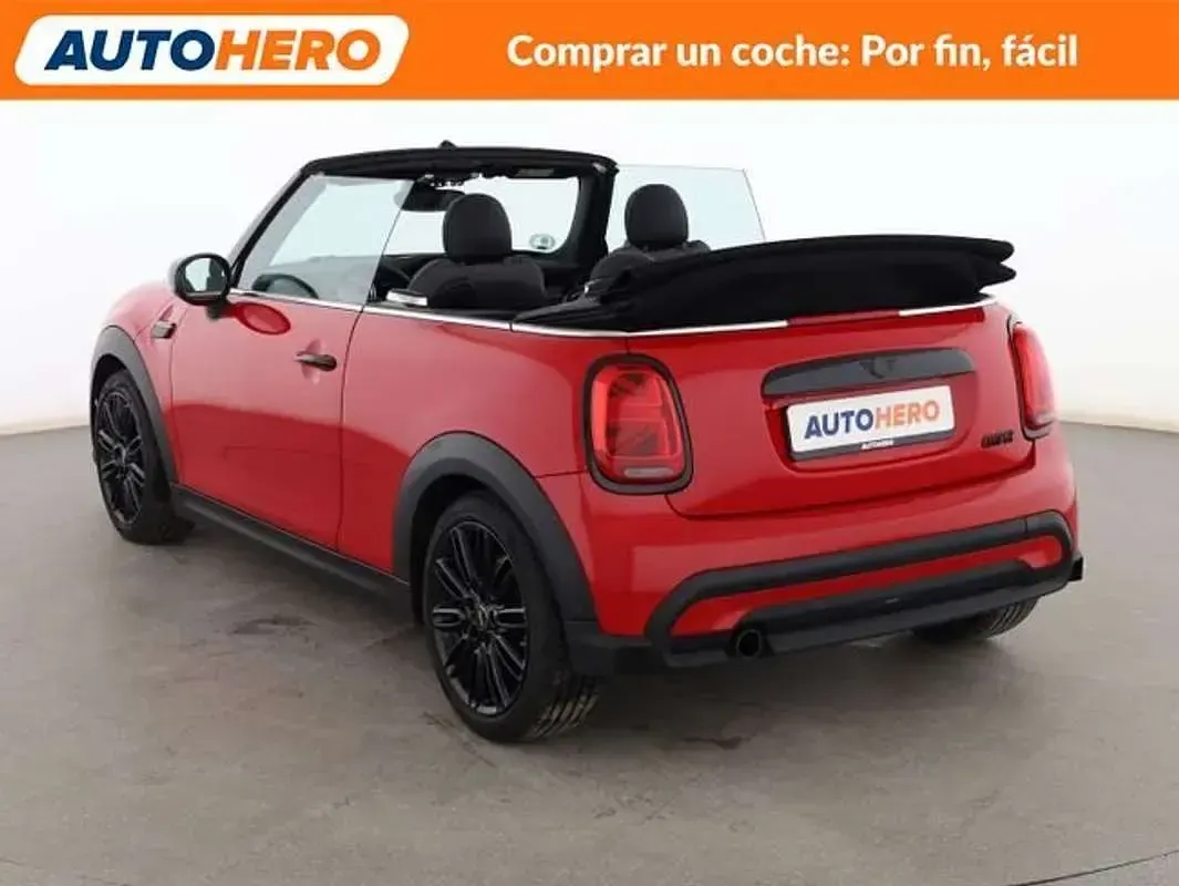 Usado Mini Cooper Cabriolet 135 CV (99 kW) 2022 Rojo Descapotable