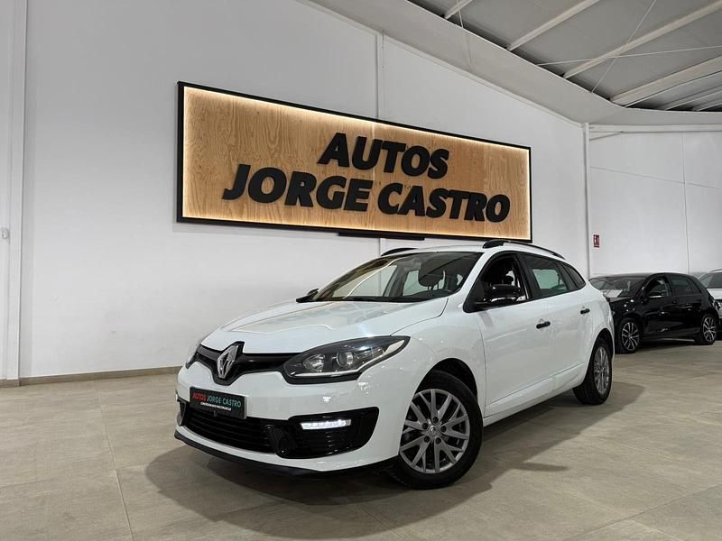 Usado Renault Mégane III LIMITED 110 CV (80 kW) 2014 Blanco Familiar