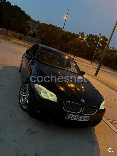 Negro Usado 2012 BMW 520 Gran Turismo Berlina | 9500 € (Precio justo) - Imagen 1/4