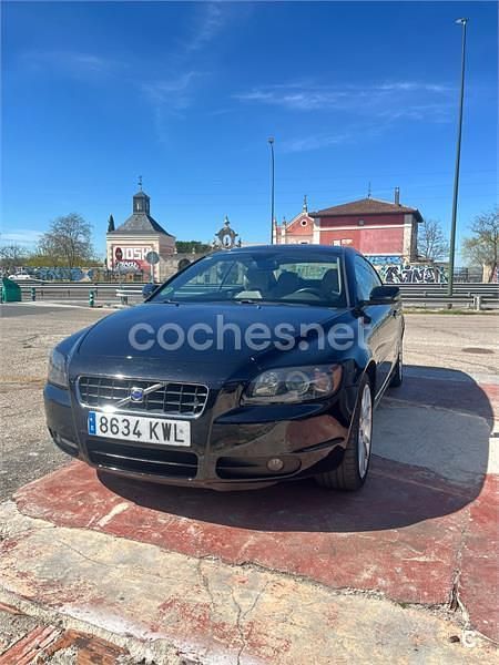Begagnad Volvo C70 Summum 220 HK (161 kW) 2006 Svart Cab