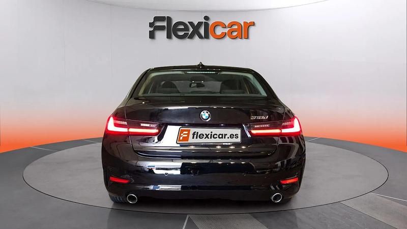 Usado BMW 318 150 CV (110 kW) 2021 Negro Berlina