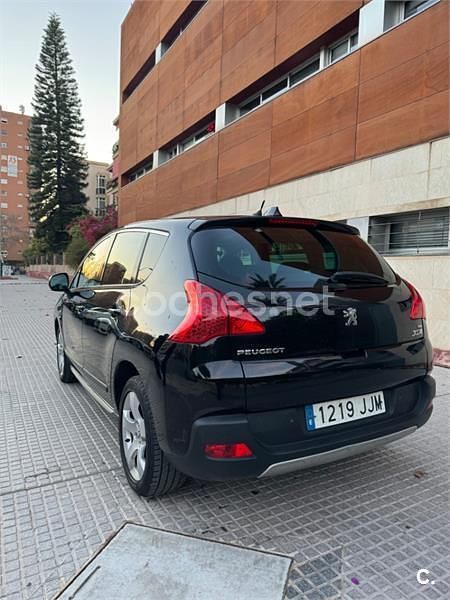 Usado Peugeot 3008 Active 112 CV (82 kW) 2011 Negro Berlina