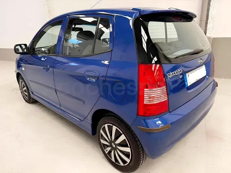 Usado Kia Picanto EX 65 CV (47 kW) 2005 Azul Utilitario