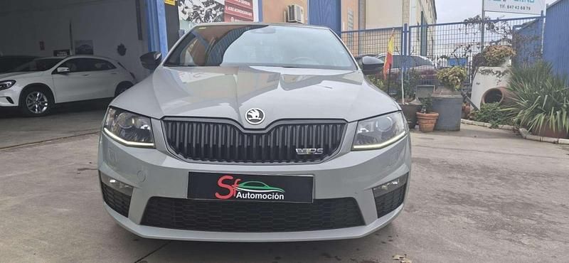 Usado Skoda Octavia RS 184 CV (135 kW) 2015 Gris Utilitario