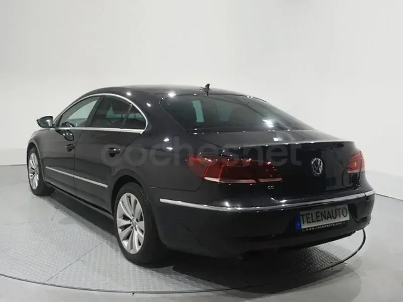 Usado VW CC 160 CV (117 kW) 2012 Negro Berlina