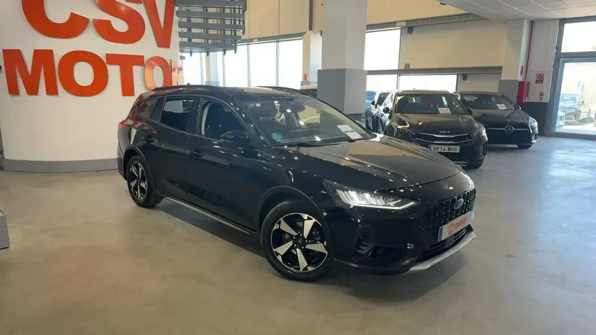 Usado Ford Focus Active X 125 CV (91 kW) 2024 Negro Utilitario