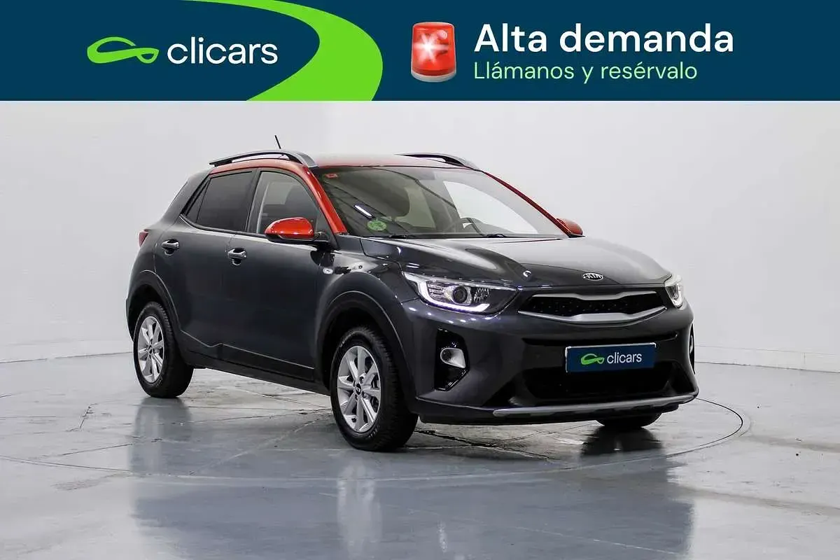 Usado Kia Stonic 84 CV (61 kW) 2019 Negro SUV