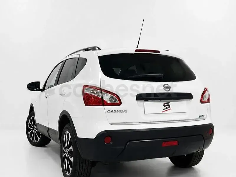 Usado Nissan Qashqai Acenta 130 CV (95 kW) 2013 Blanco SUV