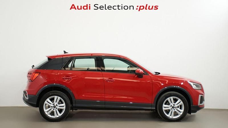 Usado Audi Q2 Advanced Plus 110 CV (80 kW) 2024 Rojo progresivo metalizado SUV