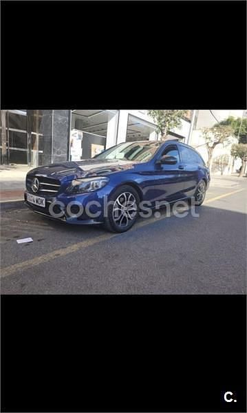Usado Mercedes C220 170 CV (125 kW) 2018 Azul Familiar