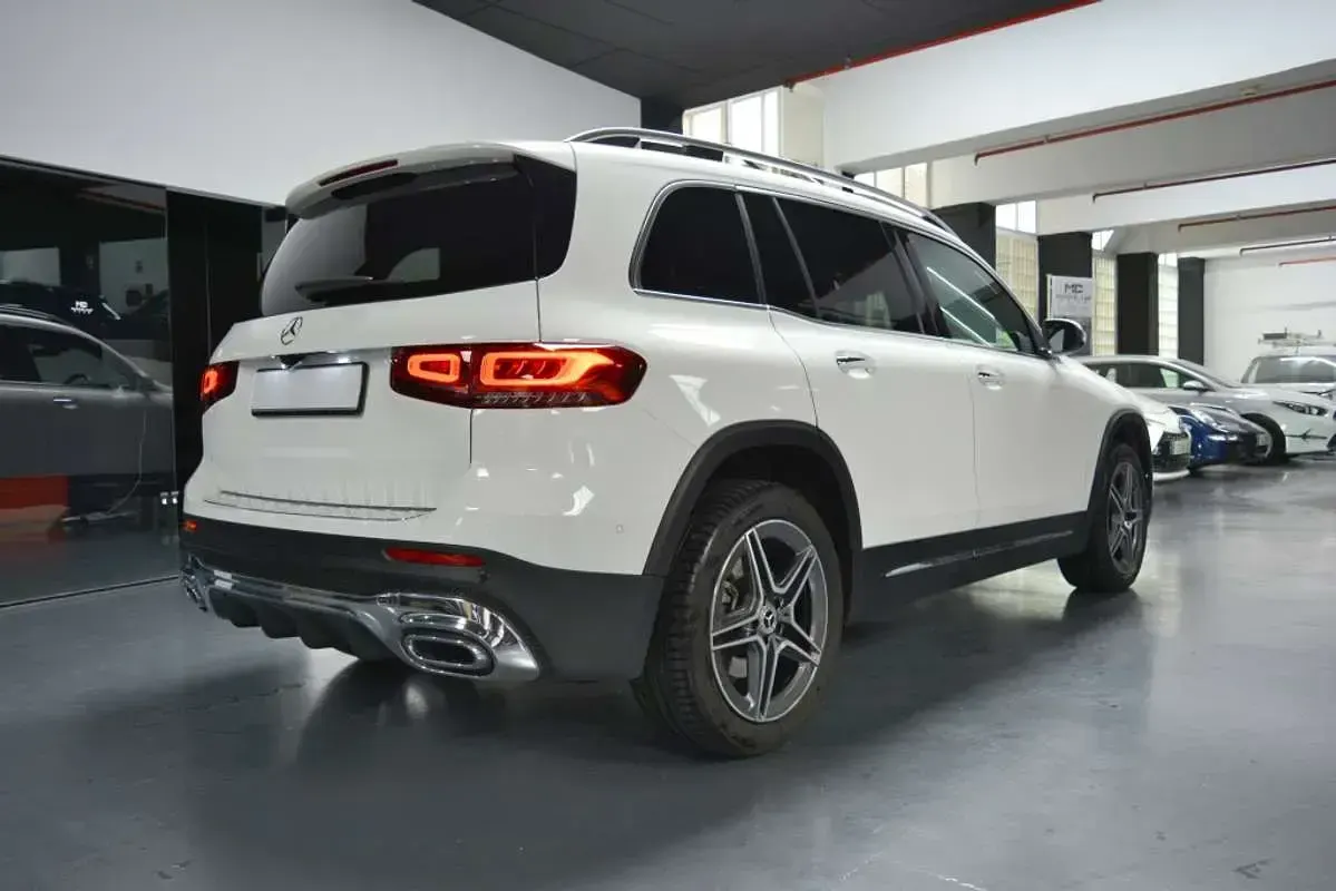Usado Mercedes GLB200 150 CV (110 kW) 2022 Blanco SUV
