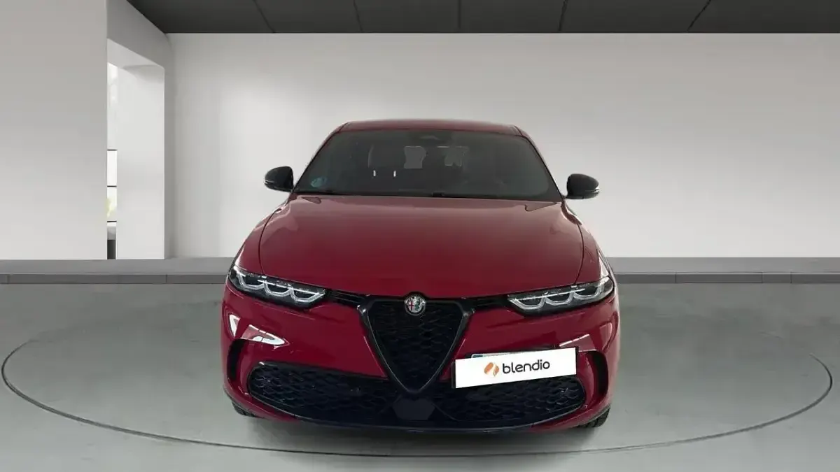Usado Alfa Romeo Tonale Veloce 160 CV (117 kW) 2023 Rojo SUV