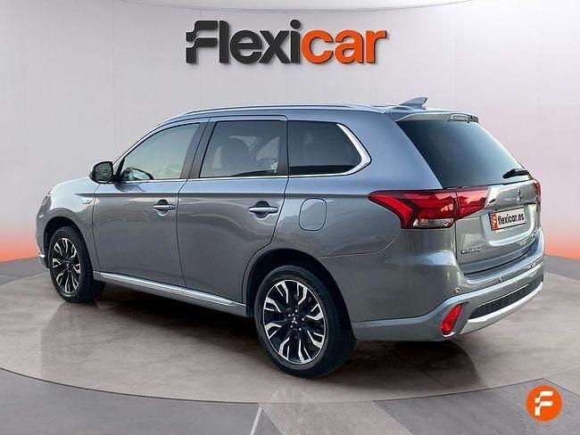 Usado Mitsubishi Outlander P-HEV 203 CV (149 kW) 2018 Gris