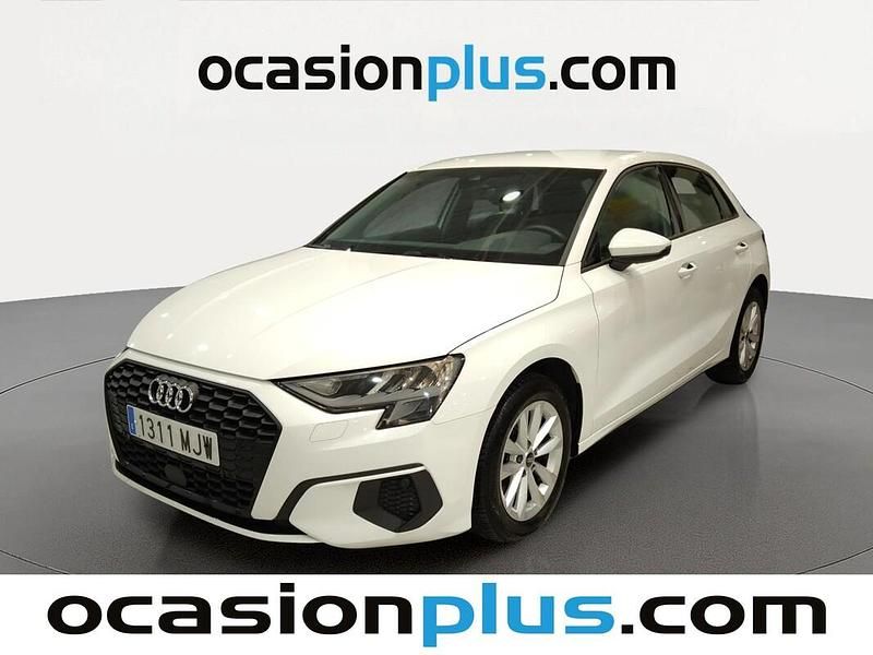 Usado Audi A3 116 CV (85 kW) 2023 Blanco Berlina