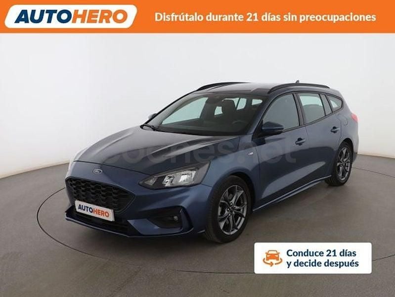 Usado Ford Focus ST-Line 126 CV (92 kW) 2019 Gris Familiar