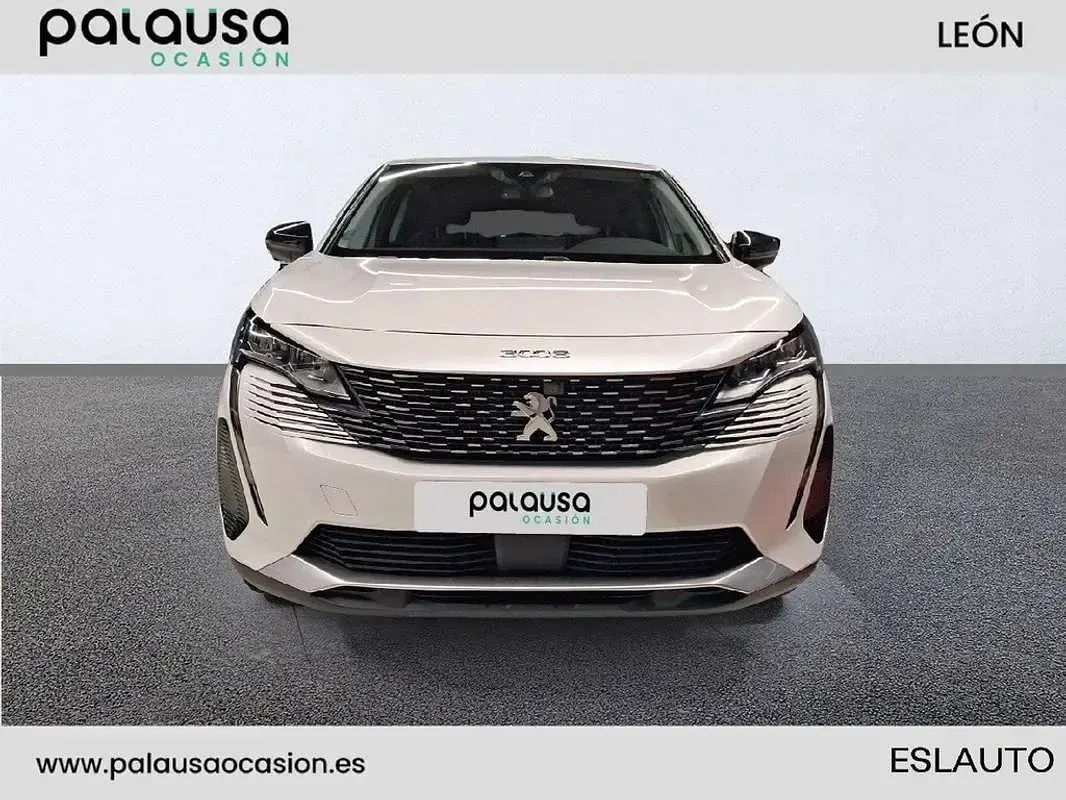 Usado Peugeot 3008 Allure 131 CV (96 kW) 2023 Blanco SUV