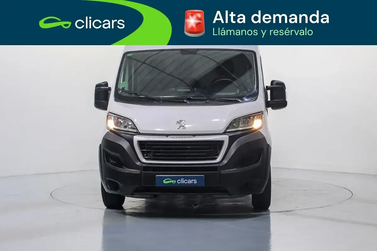Usado Peugeot Boxer S 140 CV (102 kW) 2024 Blanco Van