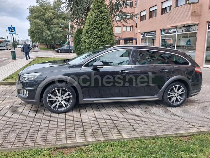Usado Peugeot 508 RXH 180 CV (132 kW) 2015 Negro Familiar