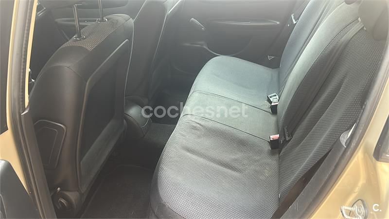 Amarillo Usado 2008 Citroën C4 Exclusive Berlina | 2500 € (Super precio) - Imagen 1/1