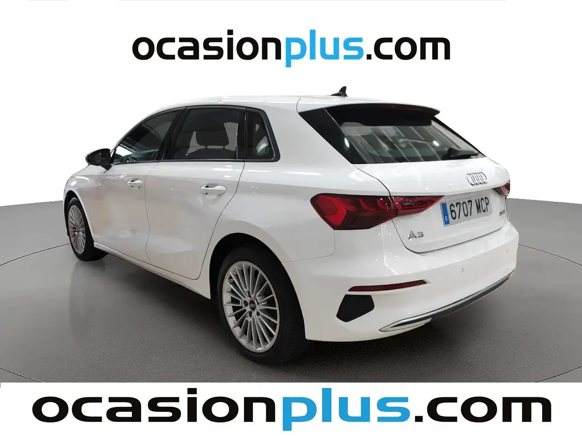 Usado Audi A3 Sportback Advanced 150 CV (110 kW) 2022 Blanco Utilitario
