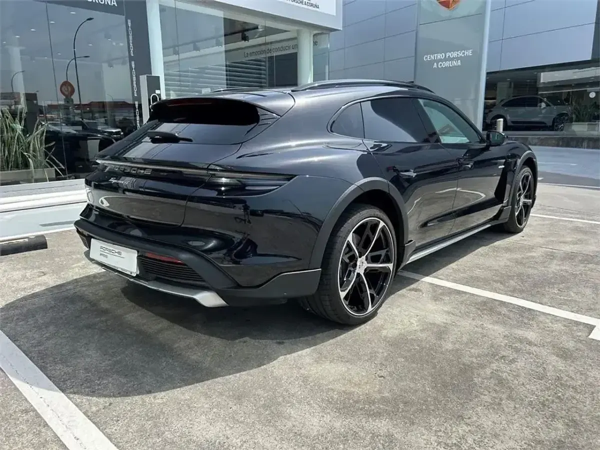 Usado Porsche Taycan Cross Turismo 350 kW (476 CV) 2024 Eléctrico Berlina
