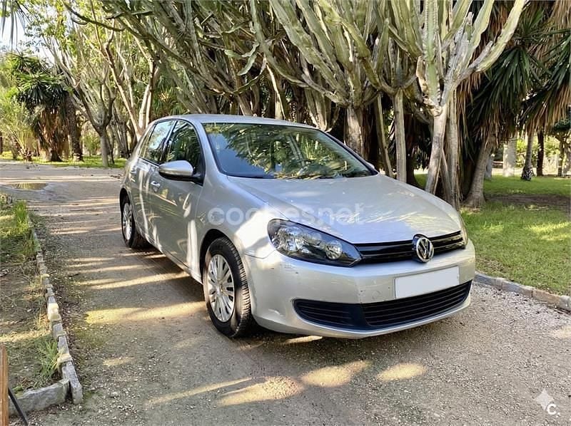Gris / plata Usado 2009 VW Golf Advance Berlina | 8450 € (Precio justo) - Imagen 1/4