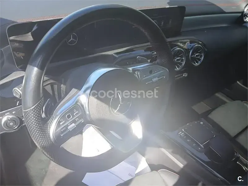 Usado Mercedes CLA200 150 CV (110 kW) 2020 Gris / plata Coupe