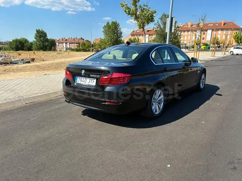 Usado BMW 520 Comfort Edition 190 CV (139 kW) 2017 Negro Berlina