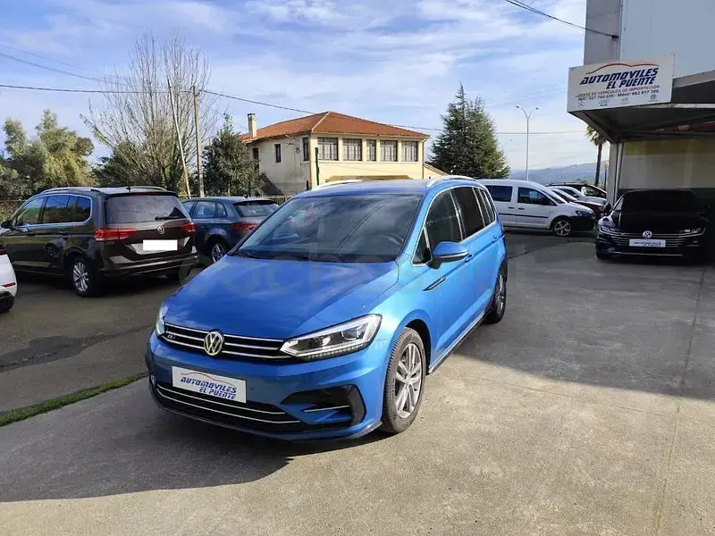 Usado VW Touran Sportline 115 CV (84 kW) 2020 Azul Monovolumen