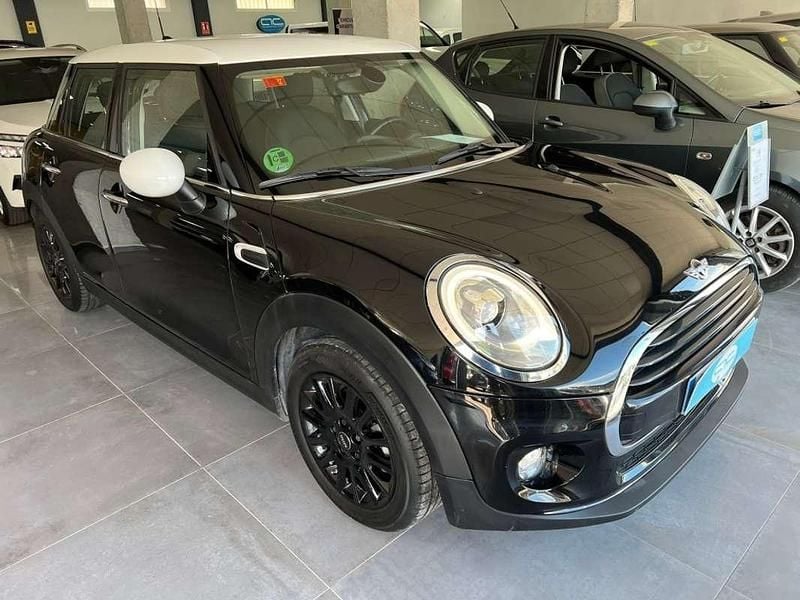 Usado Mini Cooper 136 CV (100 kW) 2018 Negro Utilitario