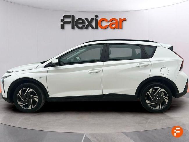 Usado Hyundai Bayon 100 CV (73 kW) 2023 Blanco SUV