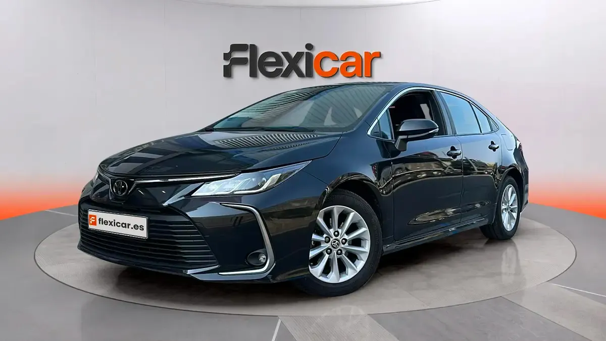 Usado Toyota Corolla Active 125 CV (91 kW) 2023 Negro Berlina