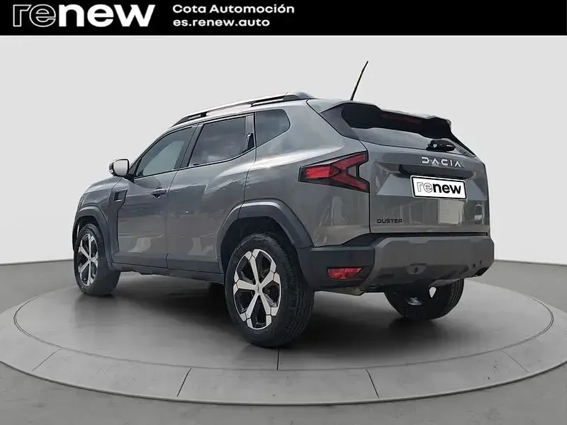 Usado Dacia Duster Journey 130 CV (95 kW) 2025 Gris SUV