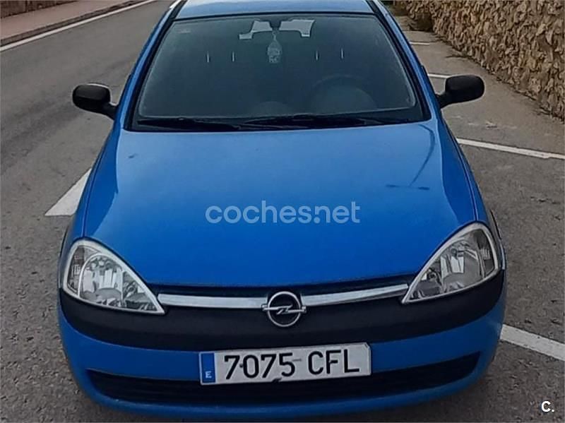 Usado Opel Corsa Edition 75 CV (55 kW) 2003 Azul Berlina