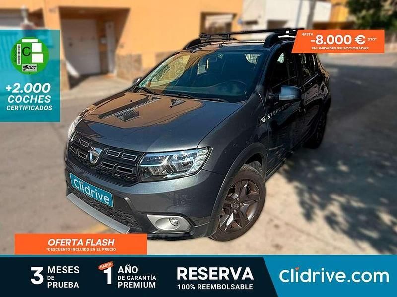 Gris Usado 2017 Dacia Sandero Stepway Utilitario | 8590 € (Precio justo) - Imagen 1/3
