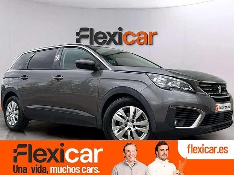 Usado Peugeot 5008 Active 131 CV (96 kW) 2018 Gris SUV