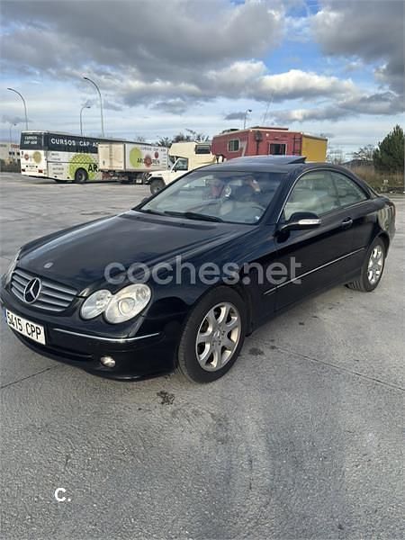 Negro Usado 2004 Mercedes CLK200 Elegance Coupe | 5900 € (Precio justo) - Imagen 1/4
