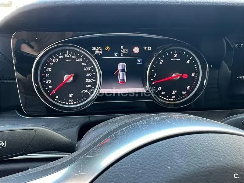 Usado Mercedes E400 340 CV (250 kW) 2019 Negro Coupe