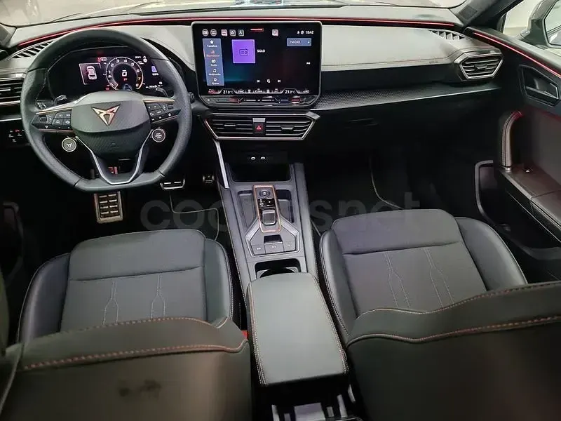 Usado Cupra Leon 150 CV (110 kW) 2025 Blanco Berlina