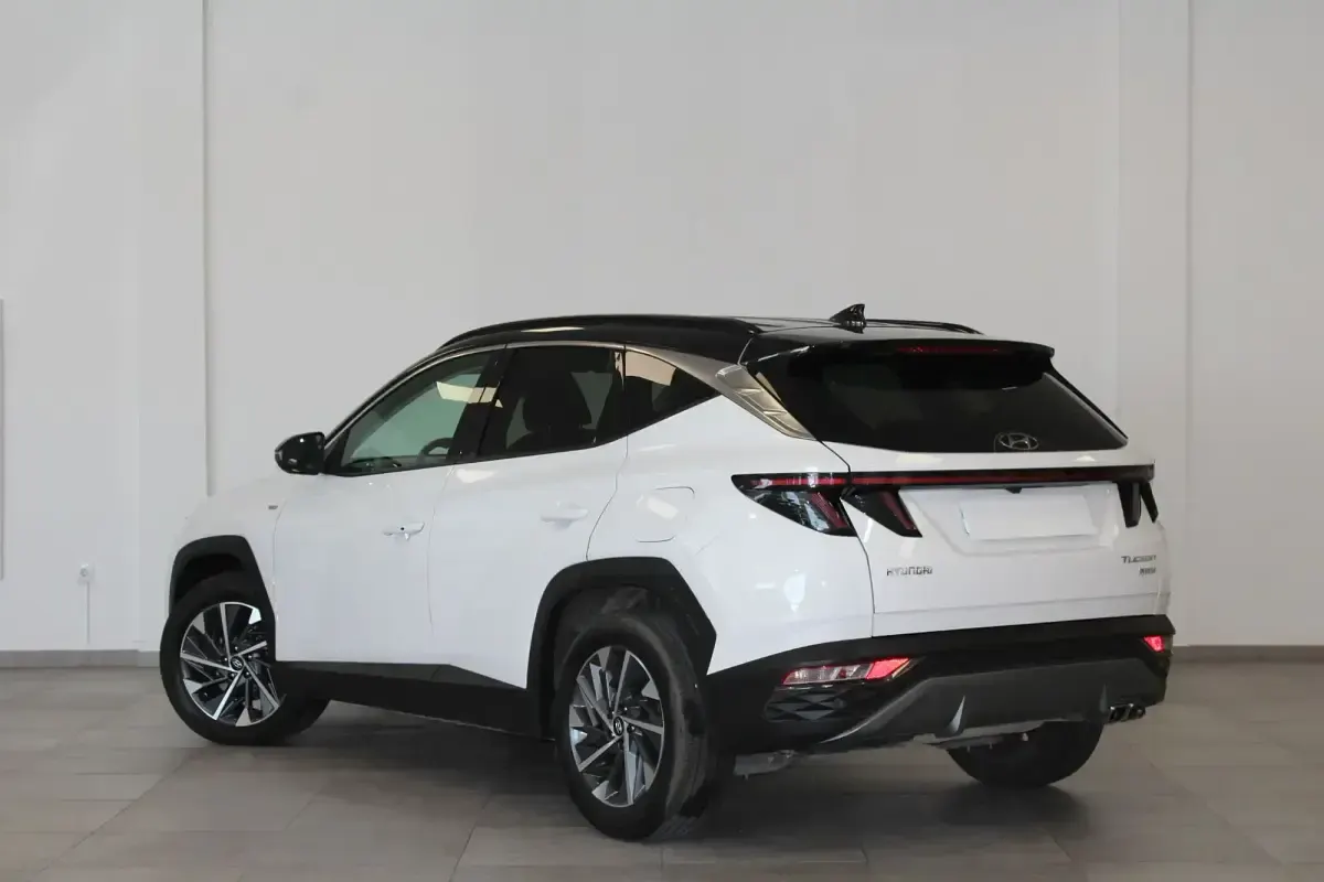 Usado Hyundai Tucson 136 CV (100 kW) 2021 Blanco SUV