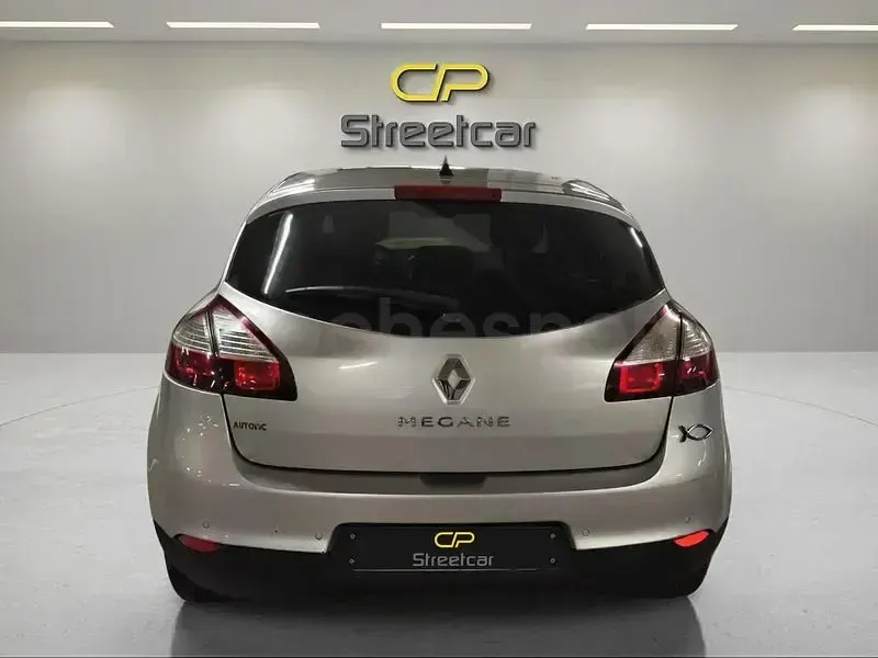 Usado Renault Mégane III GT 115 CV (84 kW) 2015 Gris / plata Berlina