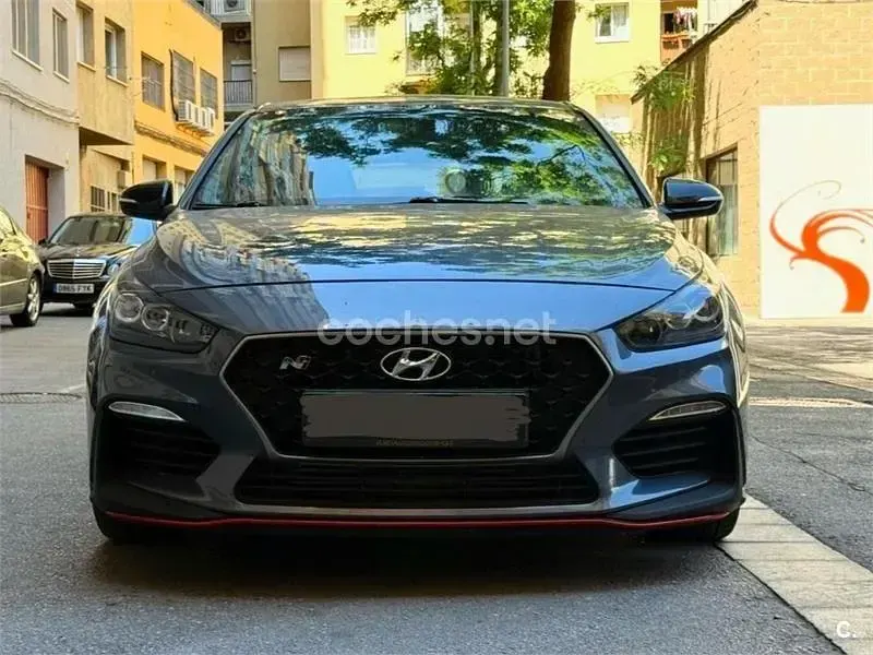 Usado Hyundai i30 N Performance 275 CV (202 kW) 2018 Gris / plata Berlina
