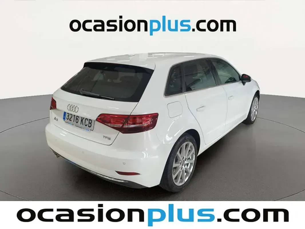 Usado Audi A3 Sportback Design 150 CV (110 kW) 2017 Blanco Utilitario