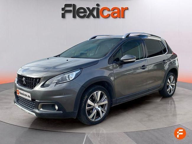 Usado Peugeot 2008 Allure 120 CV (88 kW) 2019 Gris SUV