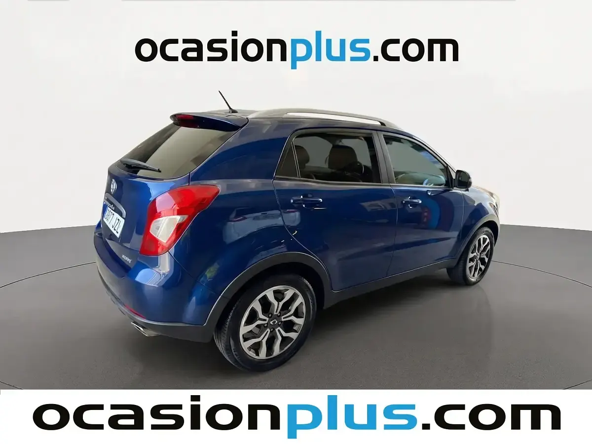 Usado SsangYong Korando Limited 178 CV (130 kW) 2017 Azul SUV
