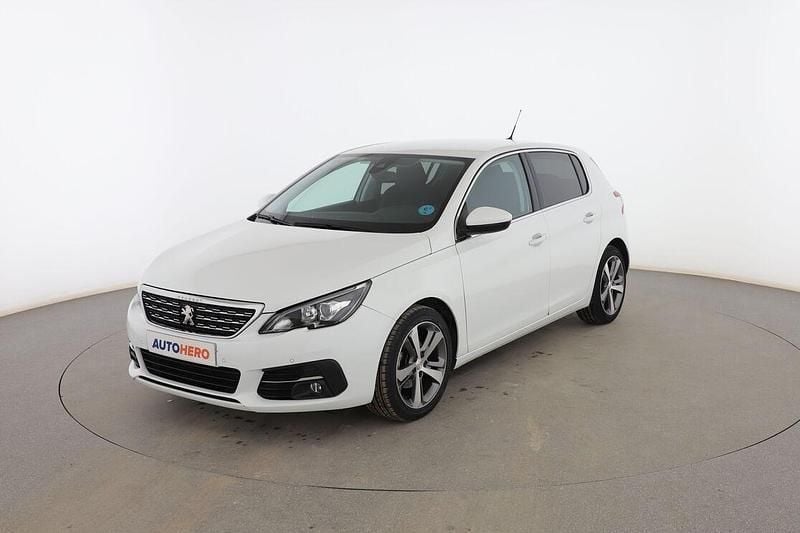 Blanco Usado 2020 Peugeot 308 Allure Utilitario | 15.099 € (Precio justo) - Imagen 1/3