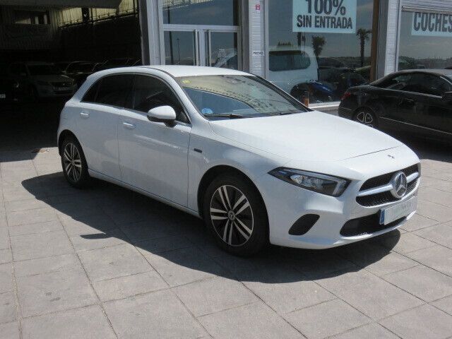 Blanco Usado 2020 Mercedes A250 Berlina | 29.000 € (Precio justo) - Imagen 1/4