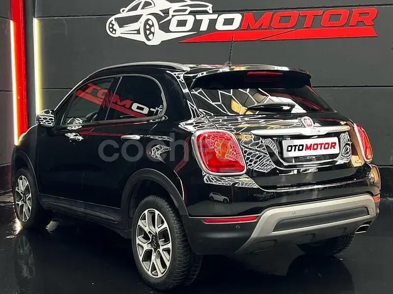 Usado Fiat 500X Cross 140 CV (102 kW) 2015 Negro SUV